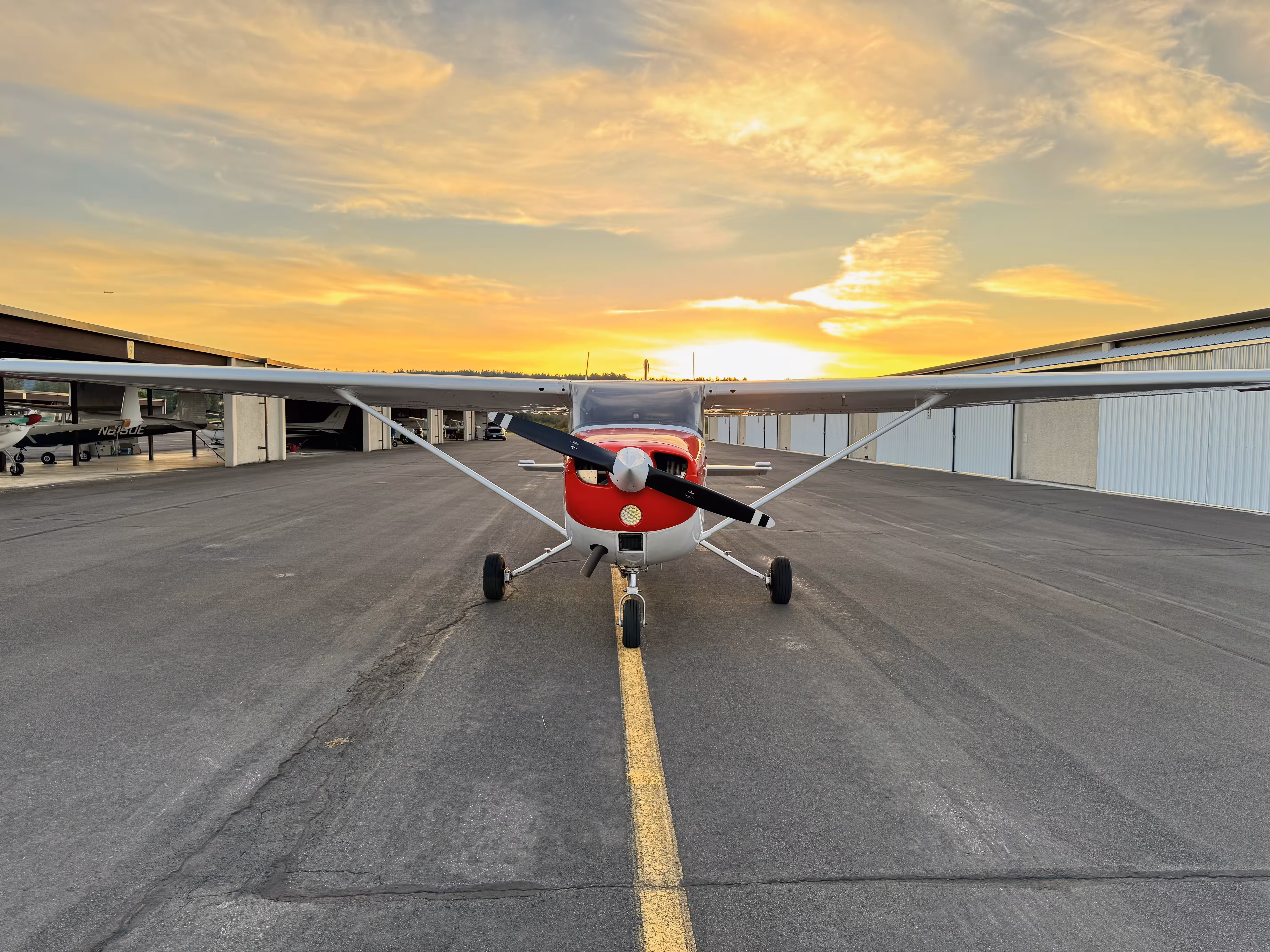 Cessna 172M Image 1